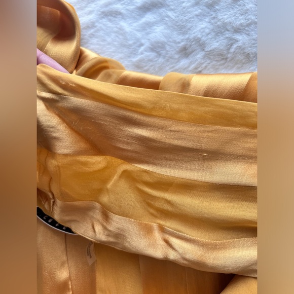 Alice + Olivia Gwenda Sleeveless Tie Neck Blouse Size Small - Picture 11 of 11